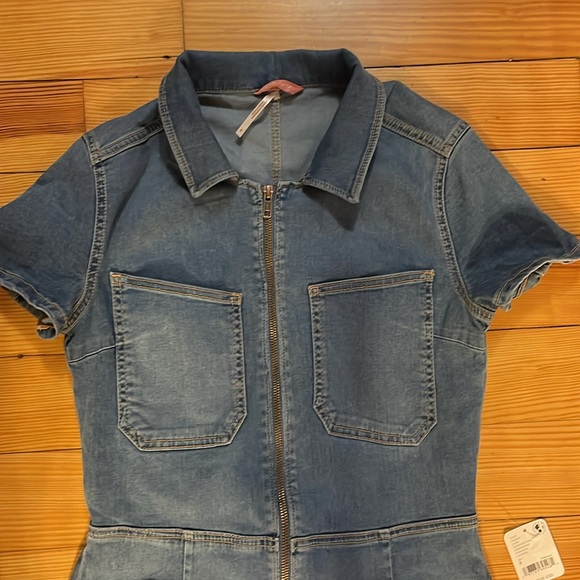 NWT FREE PEOPLE CRVY DENIM ROMPER - Picture 2 of 7